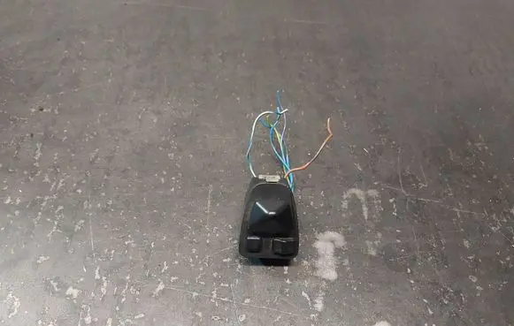 BMW 3 E46 Wing mirror switch 83737329 8373732