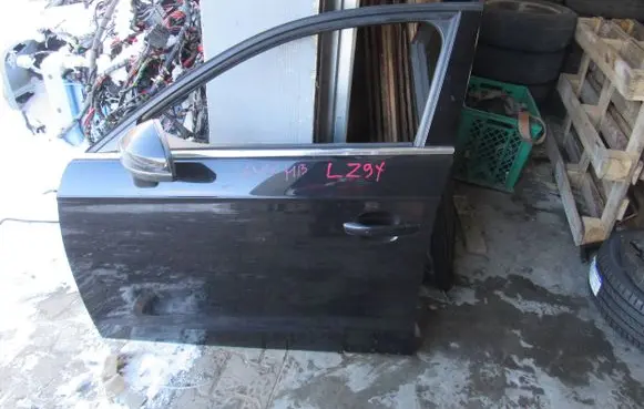 Audi A3 S3 8V Front door