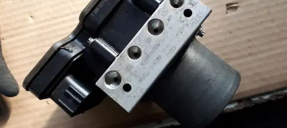 Audi A5 ABS Pump 8W0907379K 8W0614517N