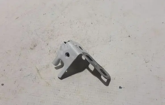 Dacia Jogger Fender mounting bracket 625617137R