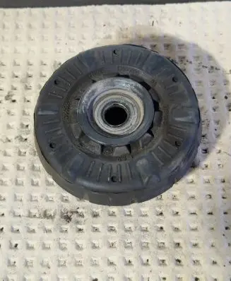 Opel Astra J Front upper strut mount 13505854