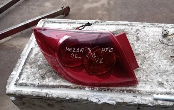 Mazda 3 I Rear/tail lights