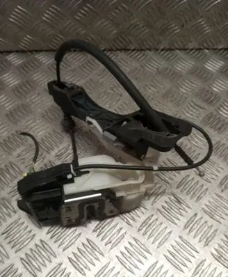 KIA Ceed Rear door lock