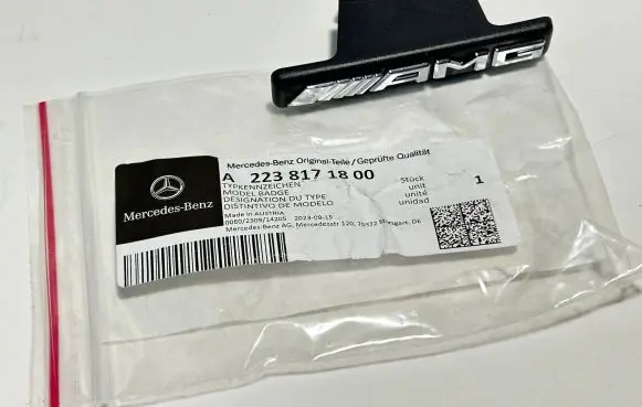 Mercedes-Benz S W223 Manufacturer badge logo/emblem A2238171800 23991