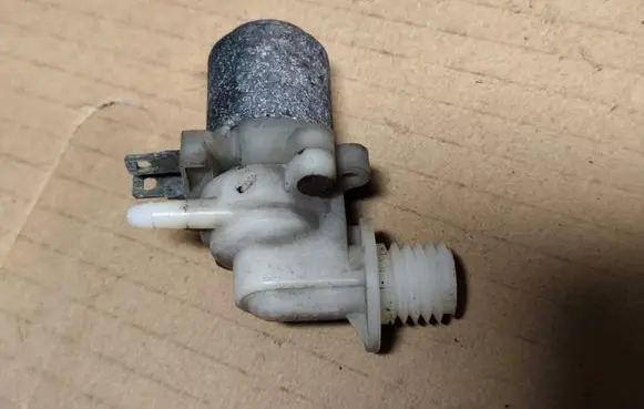 Jeep Cherokee XJ Windscreen/windshield washer pump