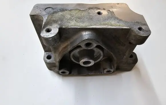 Dodge Durango Gearbox mounting bracket 68185207AB
