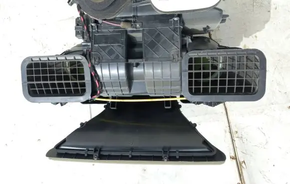Opel Vivaro Interior heater climate box assembly 93868022 272700324r