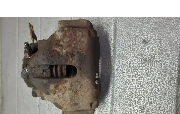 Audi A4 S4 B5 8D Front brake caliper