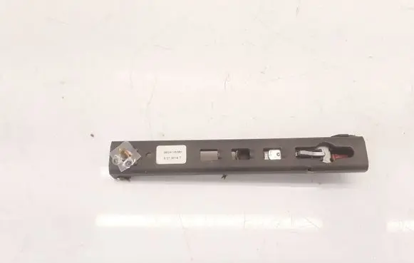 Citroen C6 Seat belt adjustment motor 9629105380