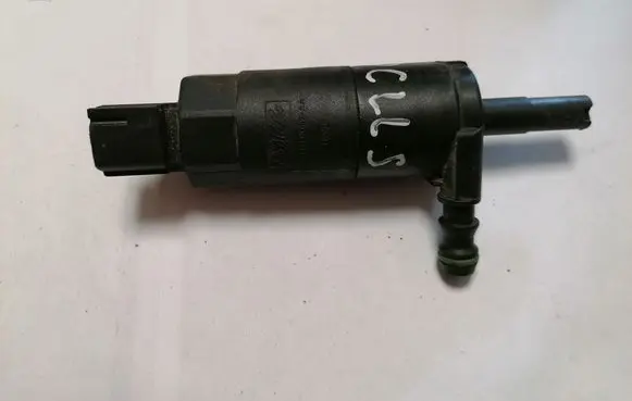 Ford Focus Headlight washer pump 5W9313K082AA