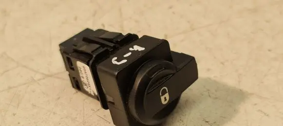 Citroen C4 I Central locking switch button 96476626XT