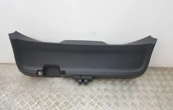 Renault Clio V Tailgate trim 909008594R 304322 EK2582