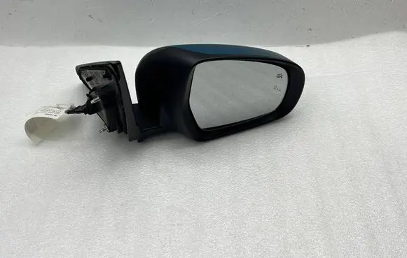 Suzuki Vitara (LY) Front door electric wing mirror 8470154PL1