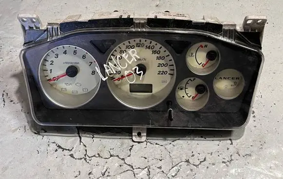 Mitsubishi Lancer Speedometer (instrument cluster) MN151543 277820H 277820