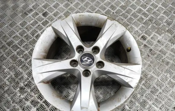 R16 alloy rim