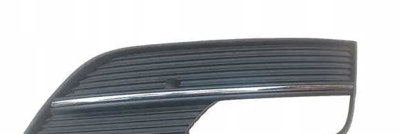 Audi A3 S3 8V Front fog light trim/grill 8V3807682A