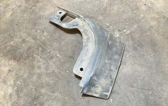 Land Rover Evoque II Front mudguard K8D217F017AB