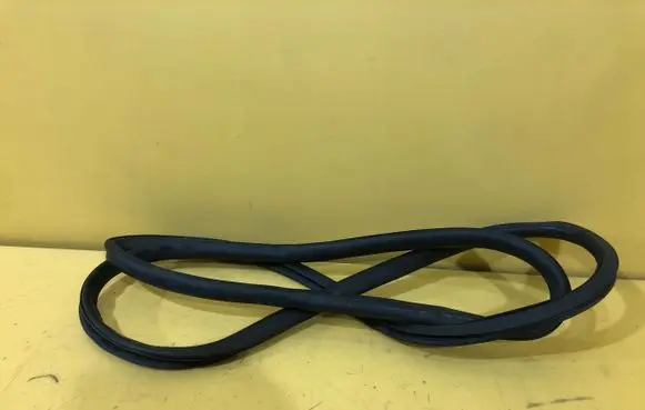 Audi A4 S4 B7 8E 8H Rubber seal loading door 217KM