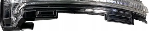 Volkswagen Touareg III Mirror indicator light 760949102