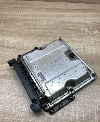 Citroen C4 I Engine control unit/module ECU 9643525080