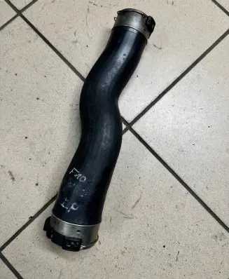 BMW 5 F10 F11 Intercooler hose/pipe 5211080