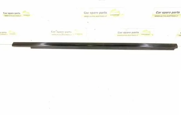 Mercedes-Benz GLK (X204) Front door glass trim molding 2047252365 A2047252365