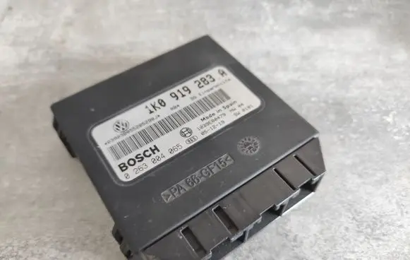 Volkswagen Golf V Parking PDC control unit/module 1K0919283A 0263004065