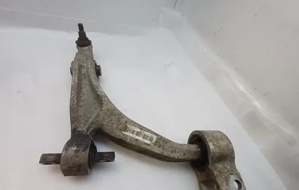 Front lower control arm/wishbone