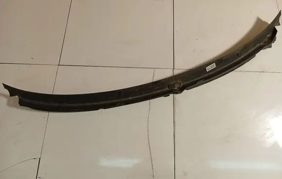 Audi A6 S6 C5 4B Wiper trim 4B1819403C
