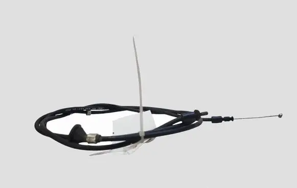Ford Focus Engine bonnet/hood lock release cable AM5116C657