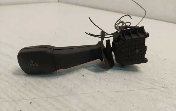 BMW 5 E39 Indicator stalk