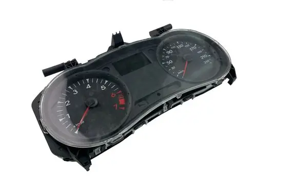 Renault Clio III Speedometer (instrument cluster) 8200820993C