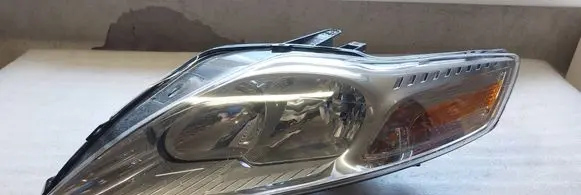 Ford Mondeo MK IV Headlight/headlamp 7S7113W030BK