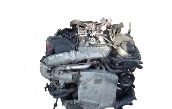 Mercedes-Benz S W220 Engine