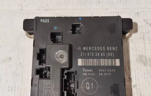 Mercedes-Benz E W211 Door control unit/module 2118703485 00406079