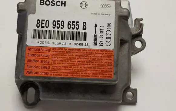 Audi A4 S4 B5 8D Airbag control unit/module 8E0959655B