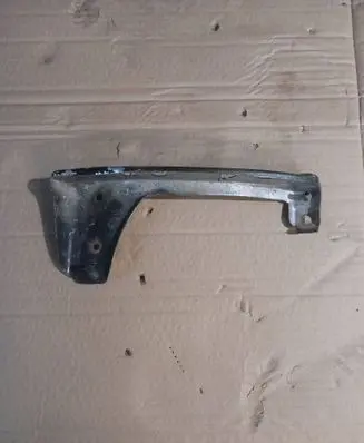 Subaru Legacy Bumper support mounting bracket corner 