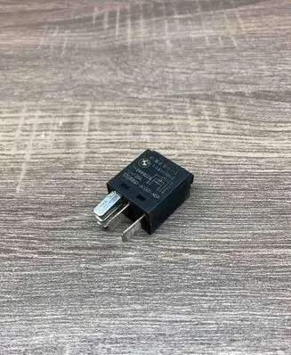 BMW 5 F10 F11 Other relay 6919113 1414165