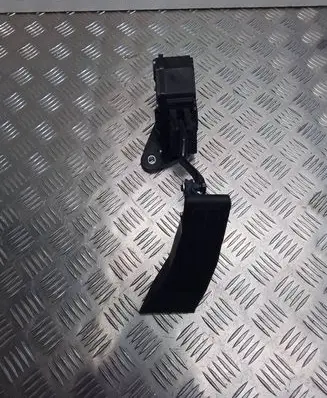 Honda Civic Accelerator throttle pedal 820000253132