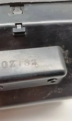 Subaru Outback Cup holder back 0Z32