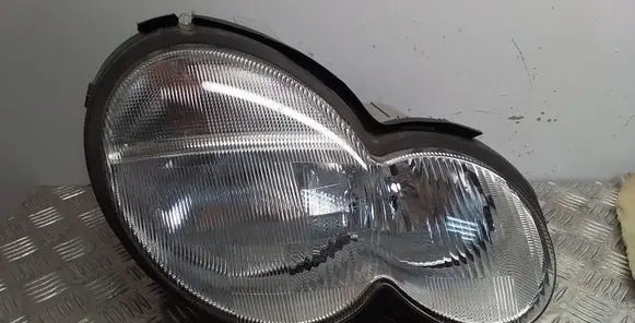 Mercedes-Benz C W203 Headlight/headlamp