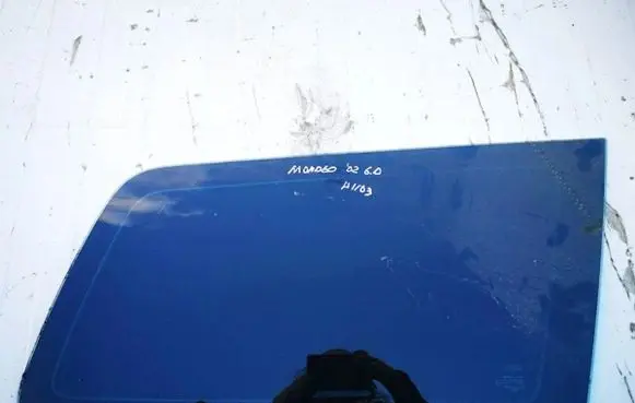 Rear side window