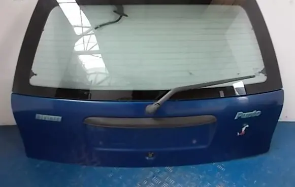 Fiat Punto (176) Tailgate/trunk/boot lid