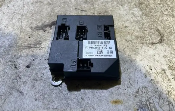 Mercedes-Benz E W211 Comfort/convenience module 2115458532