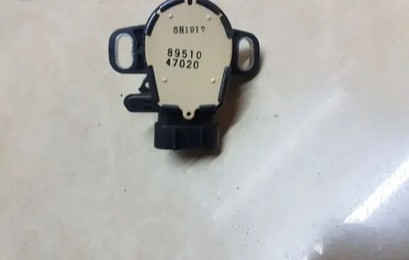 Toyota Prius (XW20) Accelerator pedal position sensor 8951047020