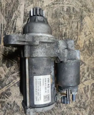 Seat Ibiza IV (6J,6P) Starter motor 02M911021H