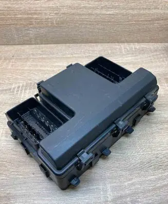 Ford Fusion II BSM Control unit HG9T14D068AC
