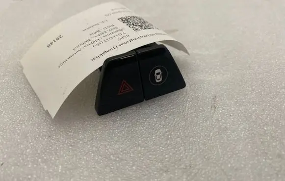 BMW 7 G11 G12 Hazard light switch 9383535