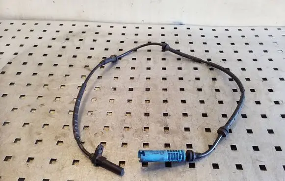 BMW X3 E83 ABS brake wheel speed sensor 61126908705 6908705 0265007854