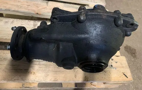 BMW X3 E83 Front differential 2005379 7540634 293
